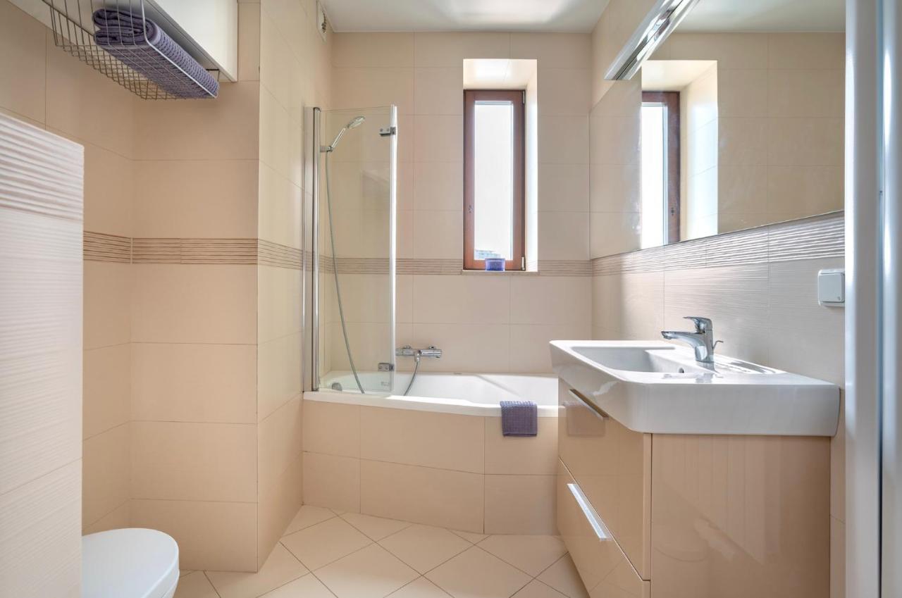 Sea Towers Apartament 27- Min 2 Noce 格丁尼亚 外观 照片